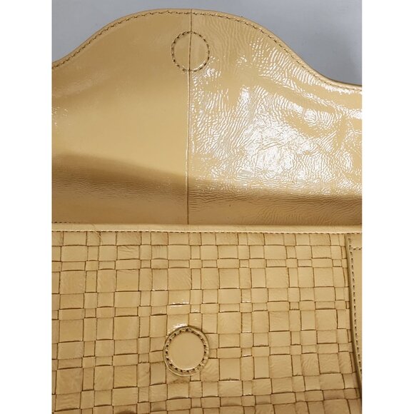 Elliott Lucca Women's Yellow Woven Patent Leather Wristlet Strap Purse Clutch - Picture 3 of 12